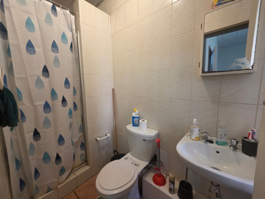 1 Bedroom Property for Sale in Kannoniers Park North West